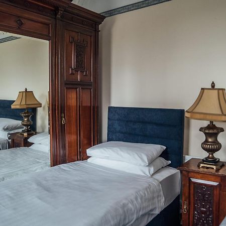 مبيت وإفطار Charlemont House Moy المظهر الخارجي الصورة