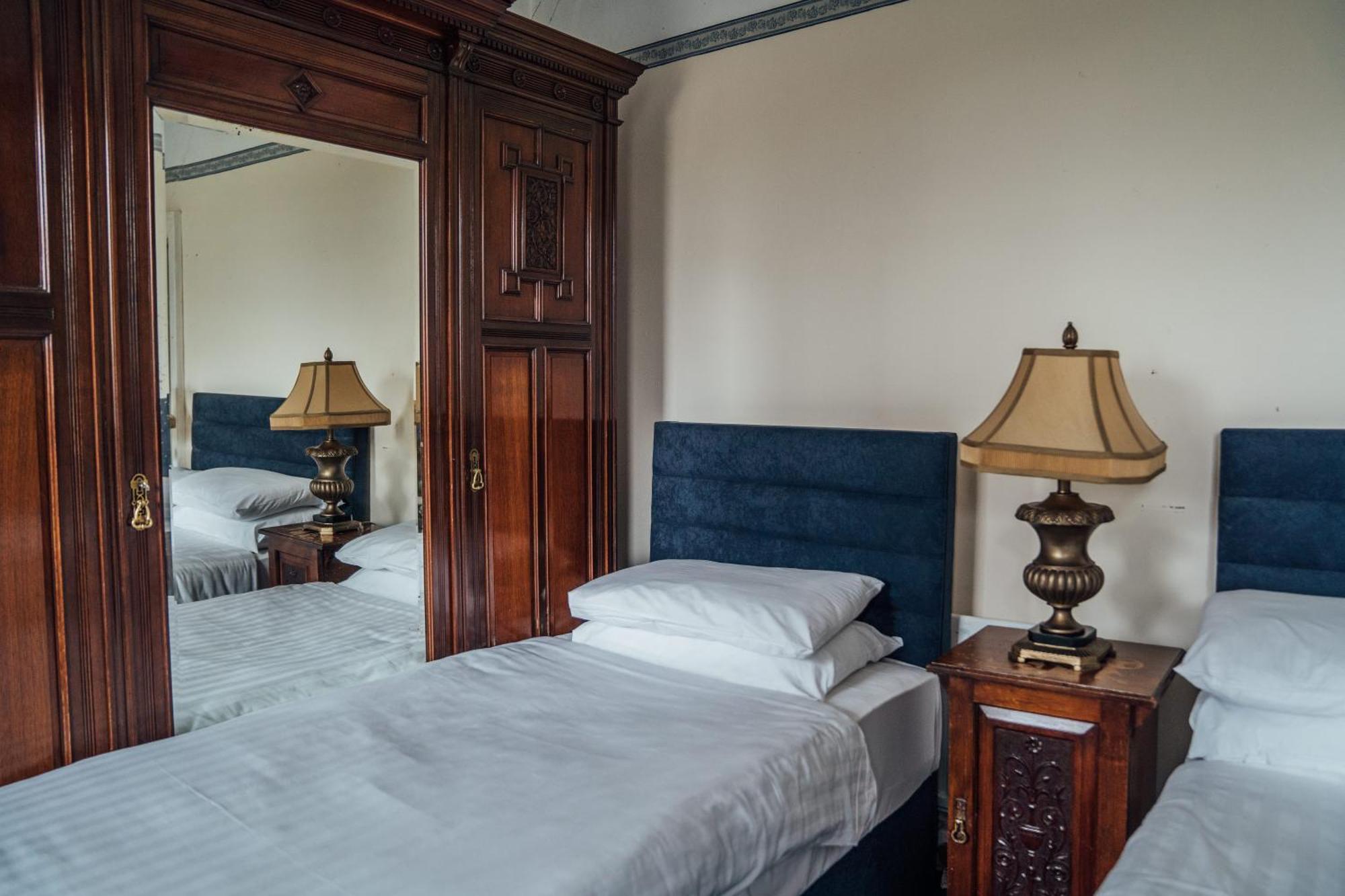 مبيت وإفطار Charlemont House Moy المظهر الخارجي الصورة